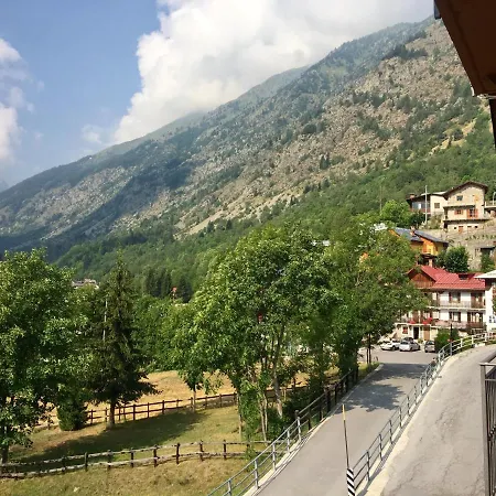 Alloggi Il Rododendro 아파트 *