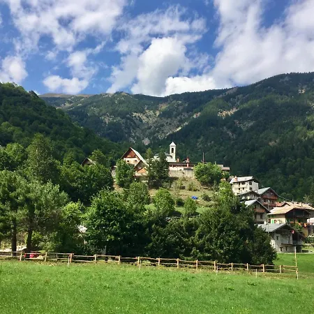 Alloggi Il Rododendro * 반니 디 비나디오