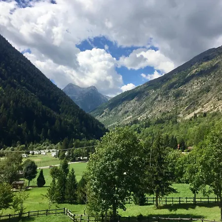 Alloggi Il Rododendro Apartmán *